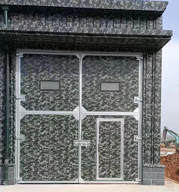 乌兰工业平开门