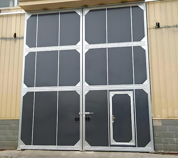 乌兰工业厂房门